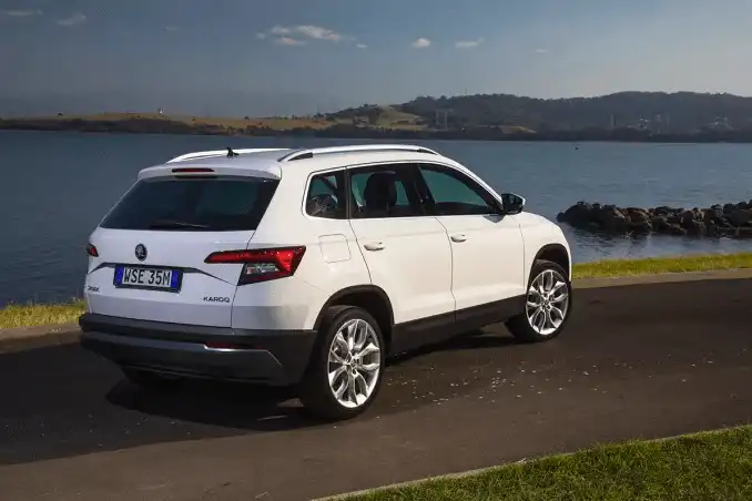 Skoda Karoq white back view