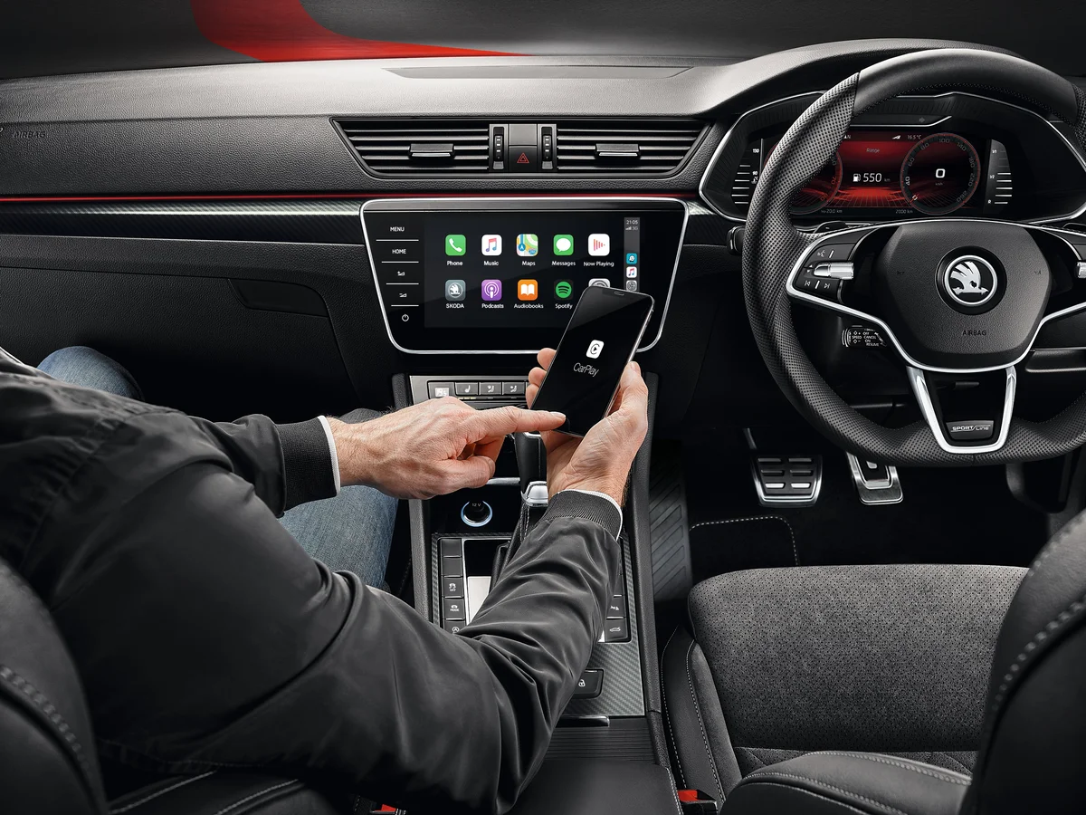 Superb Sportline Apple Carplay